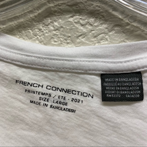 FRENCH CONNECTION Le Weenie Graphic Novelty Crop T-Shirt Large - Picture 4 of 5